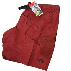 North Face Class V Belted Cargo Trunks Men’s XXL Red UPF Hiking Shorts